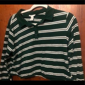 Tilly’s full tilt cropped long sleeve 💚